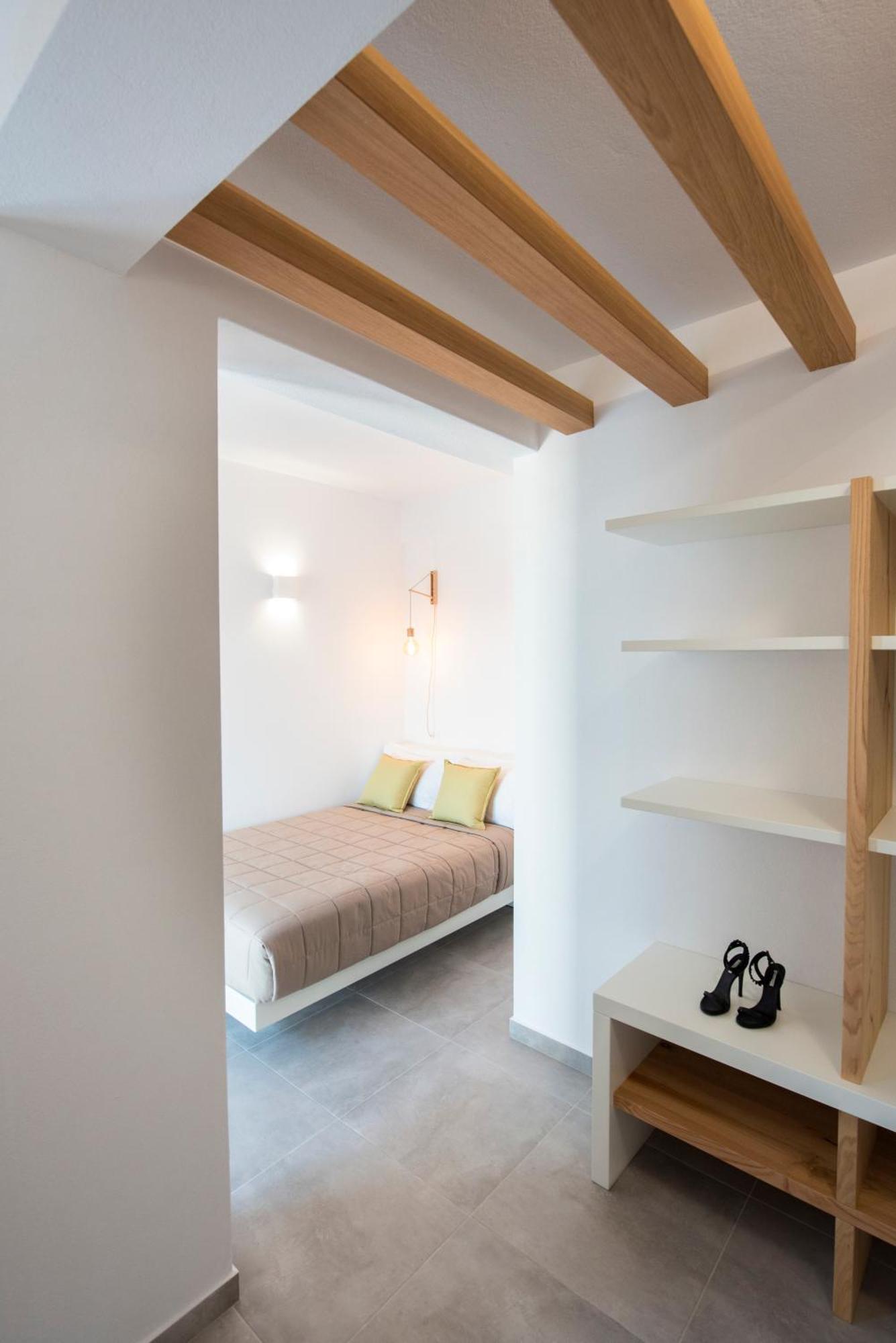 Valery Suites 산토리니 객실 사진